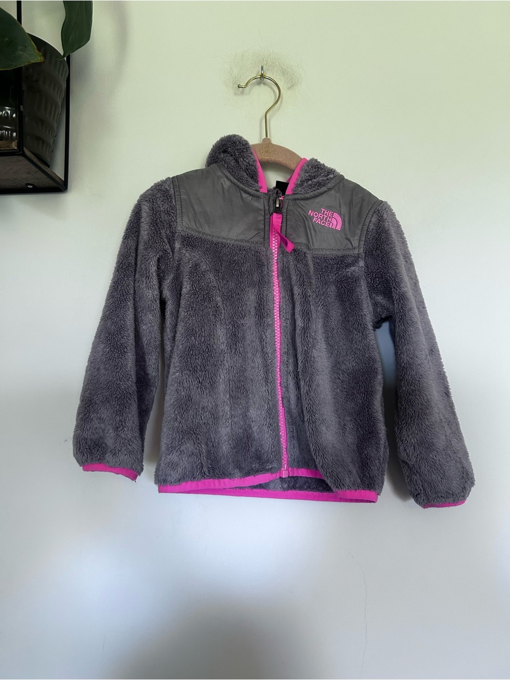 The North Face Gray & Pink Little Kids Toddler Girls Osito Full Zip Hoodie 3T